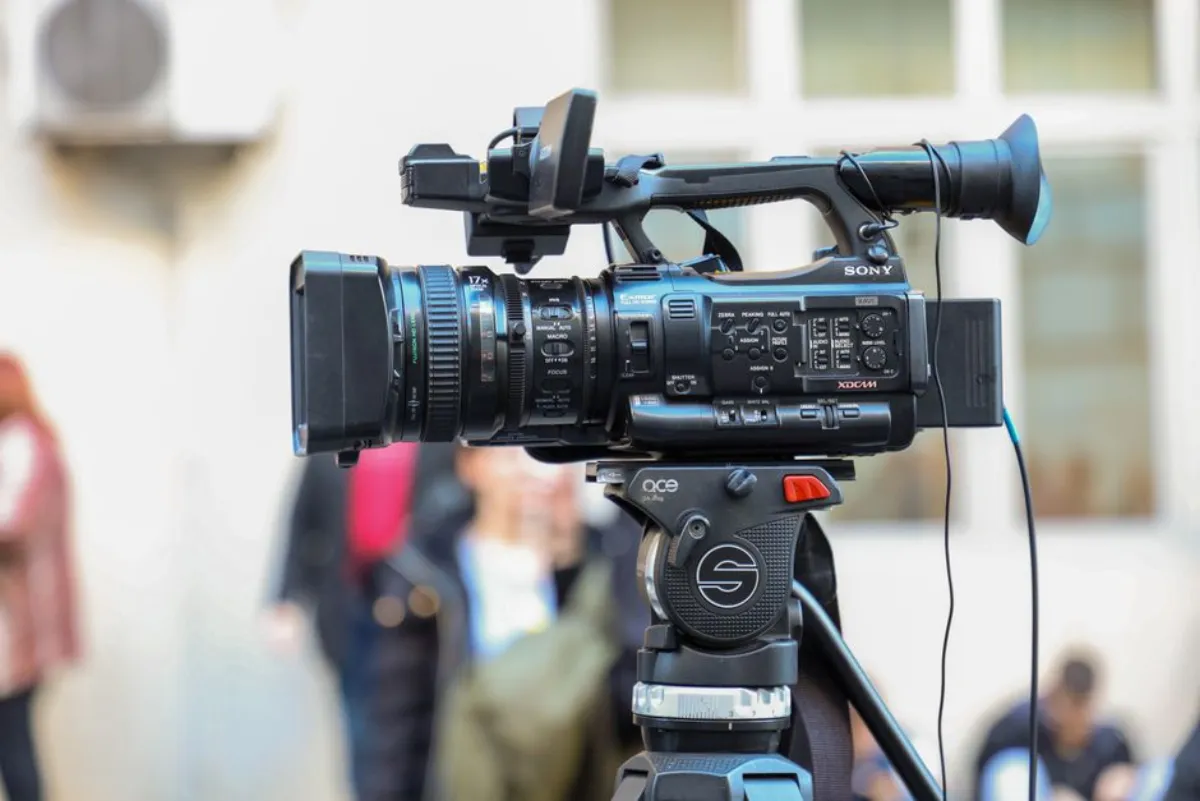 video camera